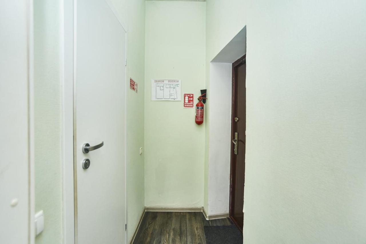 Old Courtyard Hostel Odessa Exterior foto
